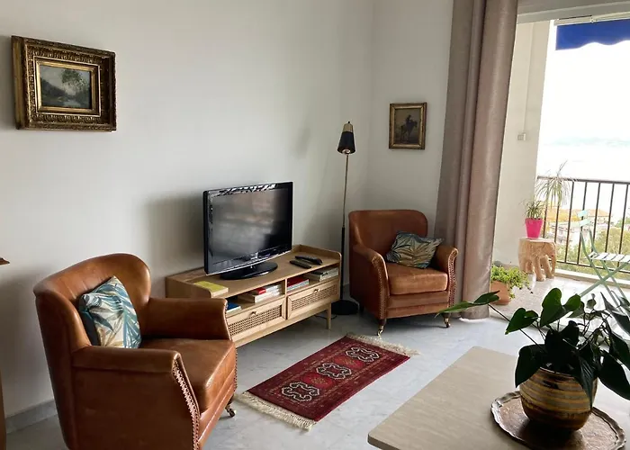 Vue Mer, 3 Chambres, 6 Personnes * 阿雅克肖